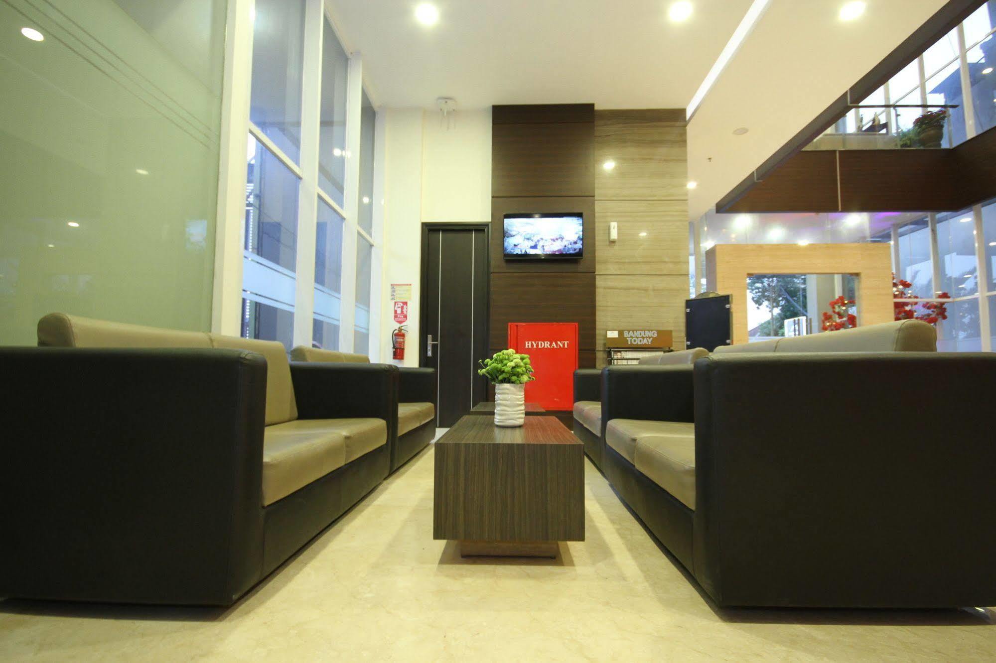 Atlantic City Hotel Bandung Ngoại thất bức ảnh