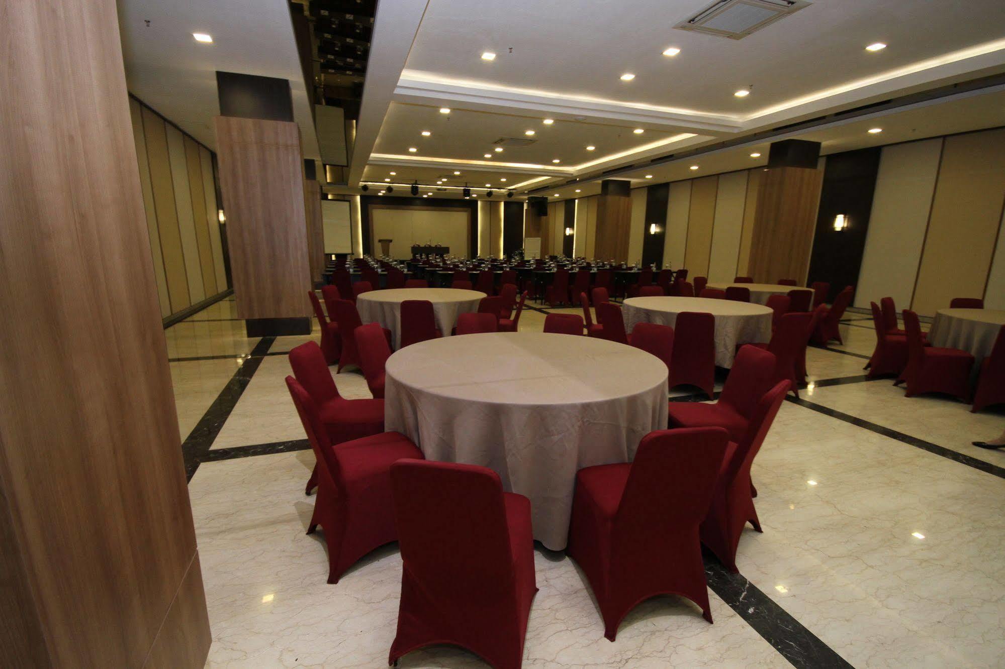 Atlantic City Hotel Bandung Ngoại thất bức ảnh